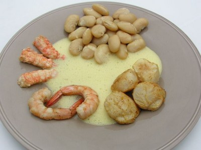 Sabayon Fruits de la Passion aux Saint-Jacques, Langoustines & Haricots de Soissons