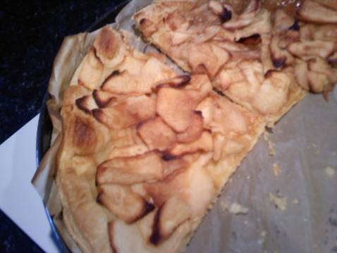 Tarte au pommes sucrées