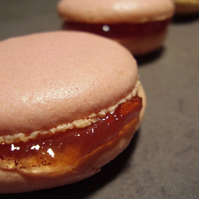 Macarons au confit de fleurs de rose