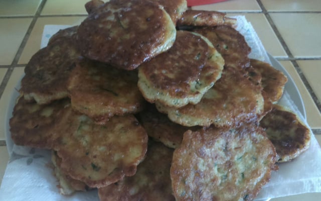 Beignets de courgettes râpées faciles