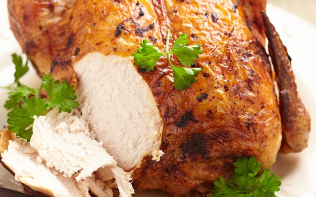 Poulet fermier rôti au four