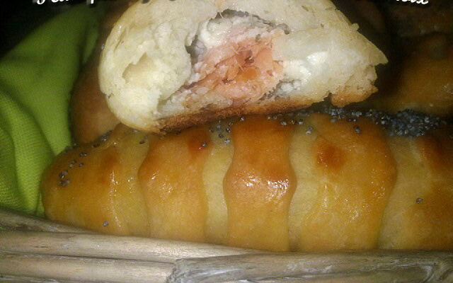 Petits pains farcis au saumon et sa crème fromagère aux noix