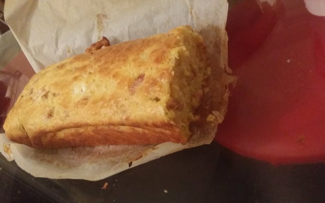 Cake aux lardons et olives