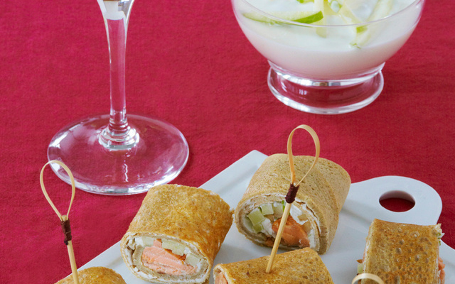 Wraps de crêpes au saumon laqué au cidre,  rémoulade de pommes Granny
