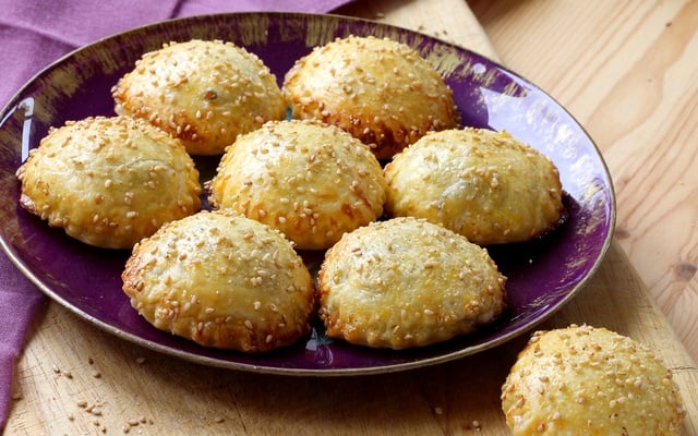 Petits chaussons banane et fourme d'Ambert