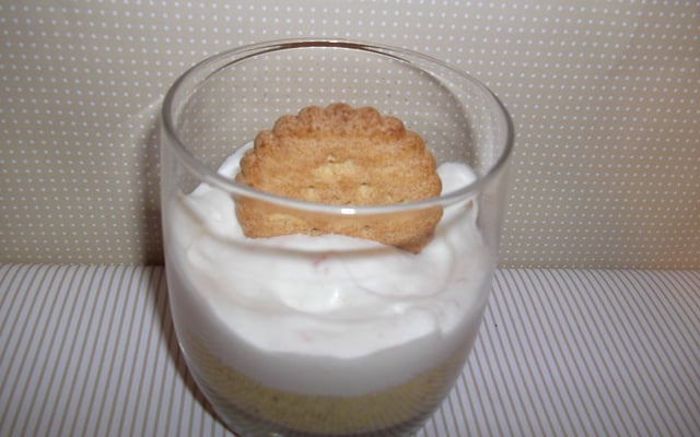 Mousse à la mangue et sa chantilly à l'orange