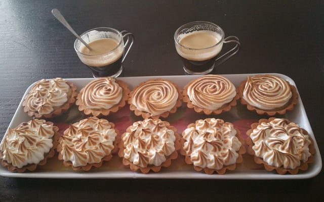 Tarte au citron : petites boules de crème et meringue onctueuse