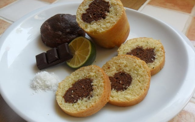 Cake citron-coco au cœur chocolaté