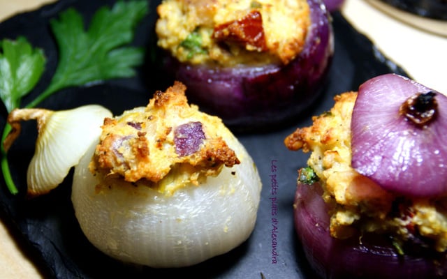 Oignons farcis à l'italienne