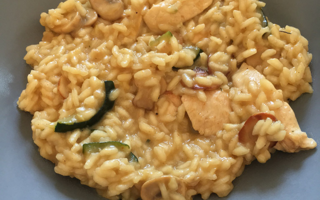 Risotto de poulet aux champignons
