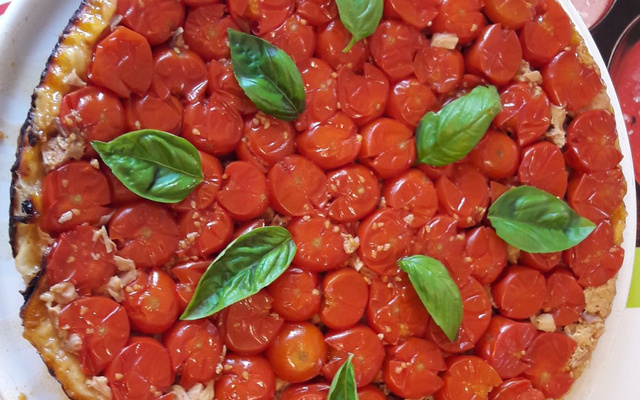 Tarte tatin de tomates cerise