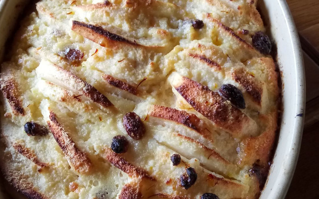 Tian de pommes à l'amande et au safran