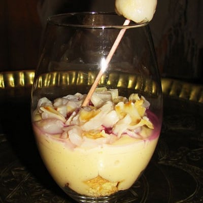 Verrines sablées de litchis et framboises