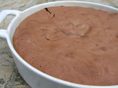 Gâteau au chocolat et sa belle croûte craquante