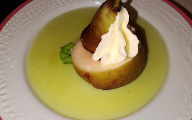 Poire chartreuse à la crème