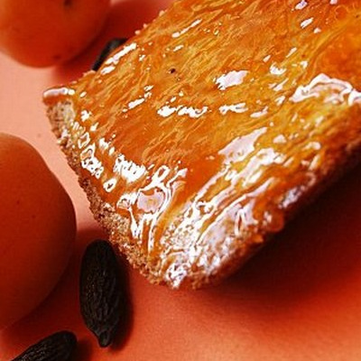 Confiture d'abricots & fève tonka