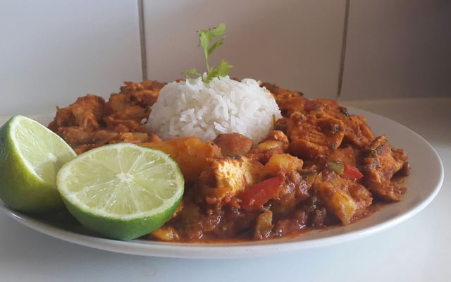 Poulet poivrons-tomates-curry