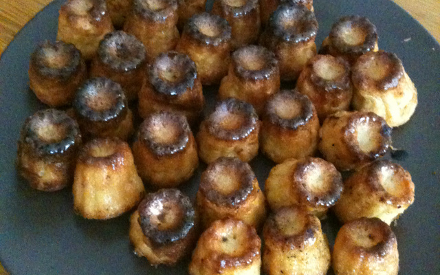 Cannelés de Bordeaux au rhum