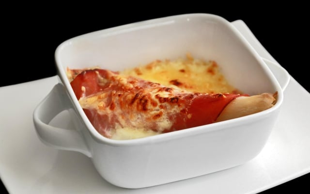 Gratin d'endives savoyard au fromage à raclette RichesMonts