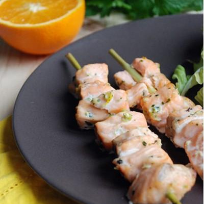 Brochettes de saumon à la citronnelle