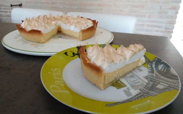 Tarte au citron meringuée au lait concentré sucré
