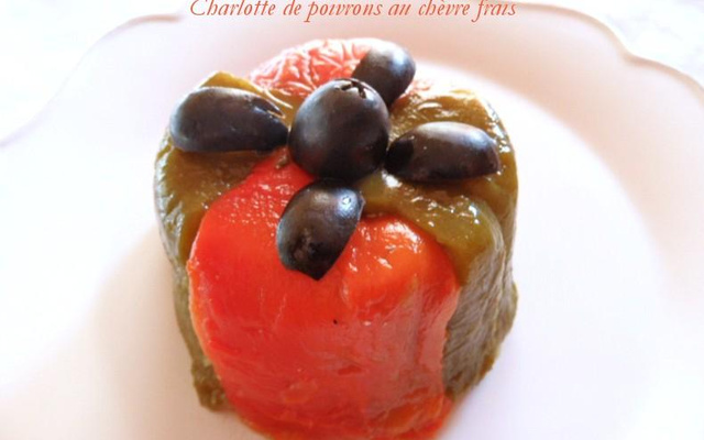 Charlotte de poivrons et chèvre frais