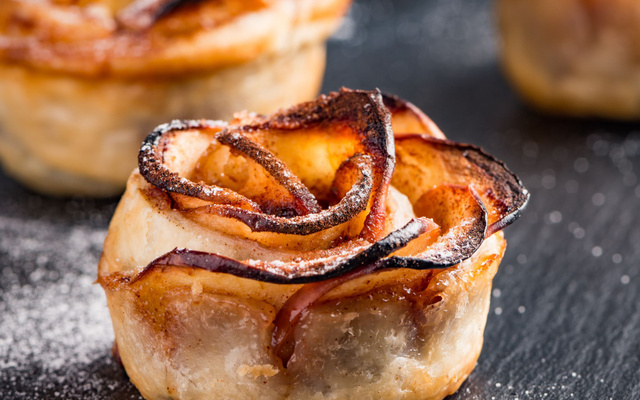 Mini-tartelettes fleurs de pommes