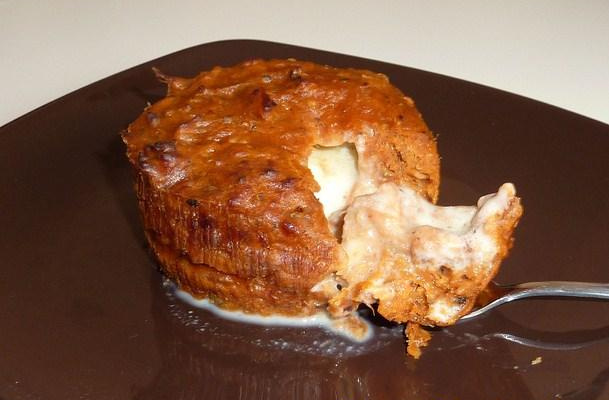 Moelleux tomate et thon cœur coulant de crème d'ail blanc de Lomagne