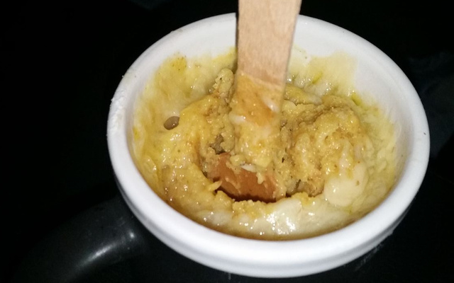 Mug cake moutarde, gruyère