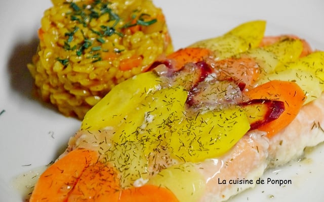 Saumon en papillote aux carottes