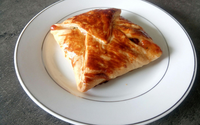 Feuilletés aux légumes, bacon et mozzarella