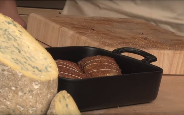 Magret de canard, rillettes aux noix et à la Fourme d'Ambert