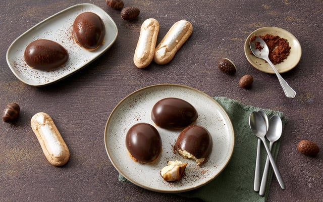 Tiramisu en forme d'oeufs de Pâques
