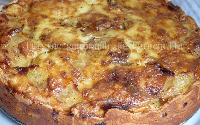 Gâteau de pommes de terre au bacon et au chèvre