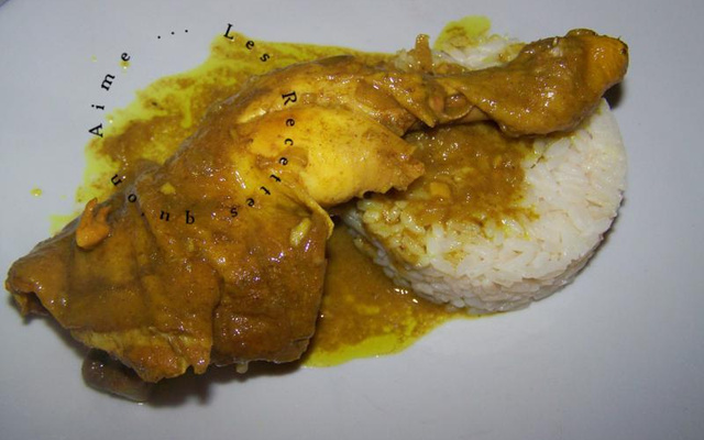Colombo de poulet de grand-mère