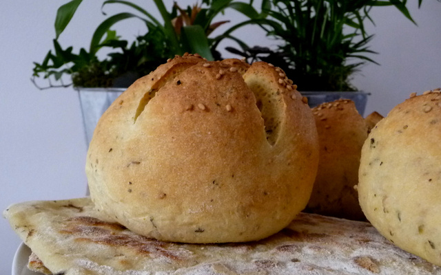 Petits pains à la semoule et à l'huile d'olive