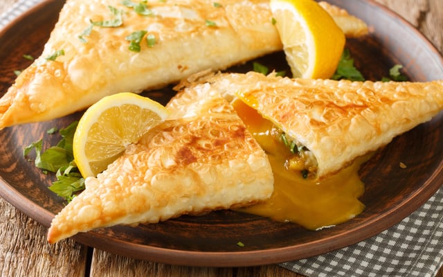 Brick à l'œuf et coriandre