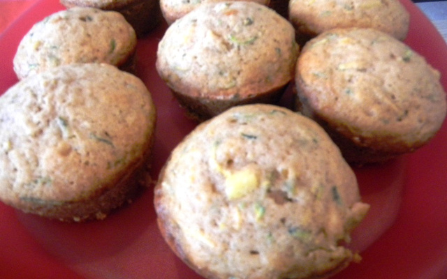 Muffins moelleux aux courgettes, carottes et ananas