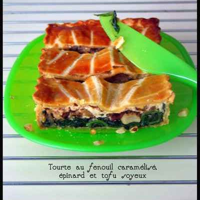 Tourte au fenouil caramélisé, épinard et tofu soyeux