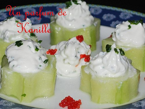 Bouchées au concombre et chèvre frais à la ciboulette