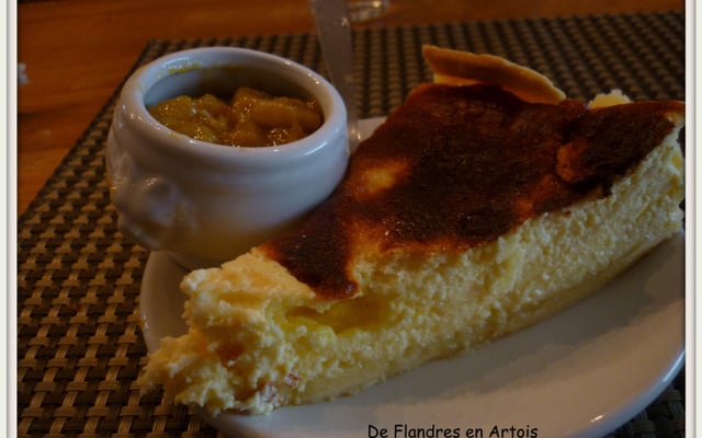 Gâteau au fromage blanc et sa compote vanillée mangue et banane