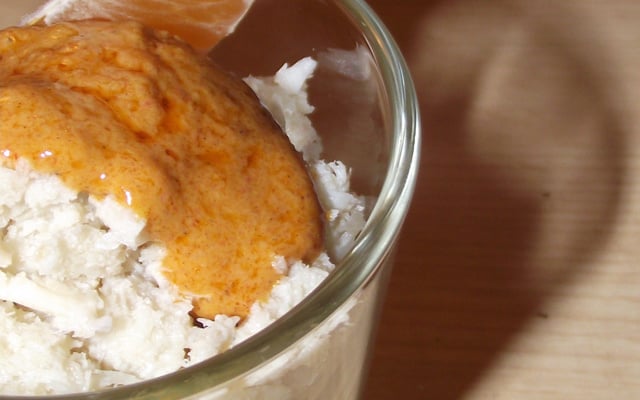 Verrine avocat crabe sauce rouille et clémentine