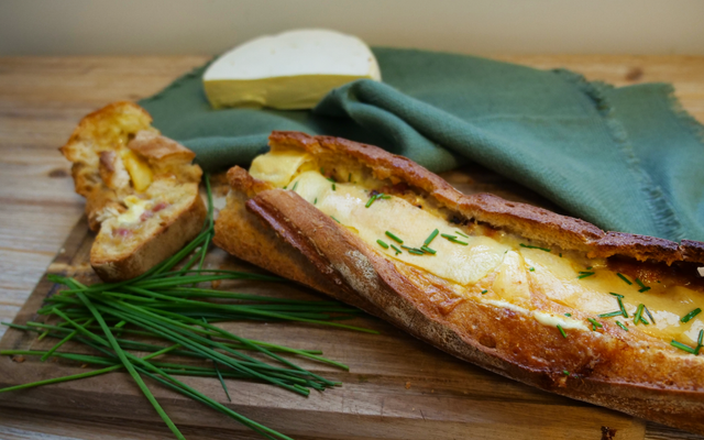 Pain farci façon tartiflette