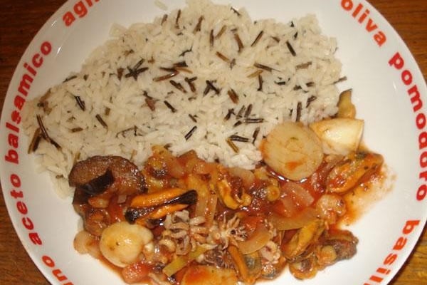 Fruit de mer à la tomate et aux herbes de Provence