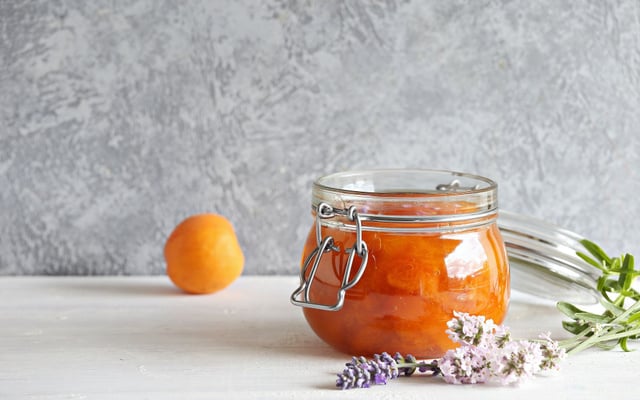 Confiture d'abricot à la lavande