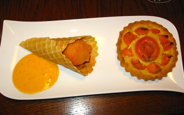 Tarte moelleuse aux abricots et son sorbet