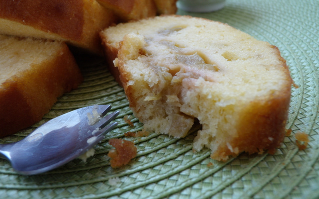 Cake amande & rhubarbe