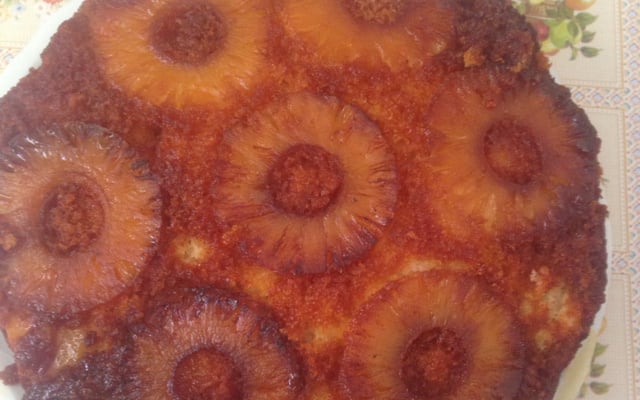 Gâteau à l'ananas et poudre d'amandes