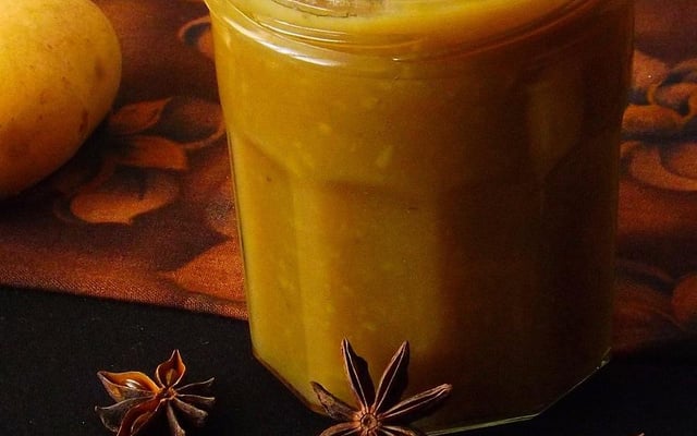 Confiture de pommes de terre à la vanille, cannelle et badiane