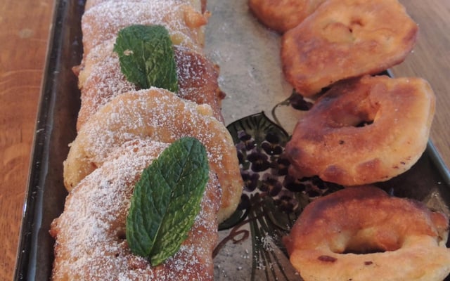 Beignets aux pommes classiques